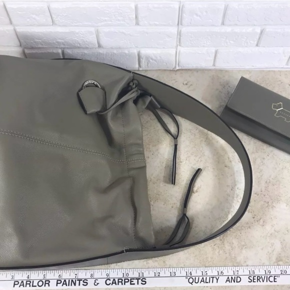 Radley of London leather shoulder bag with matching wallet - Picture 3 of 15